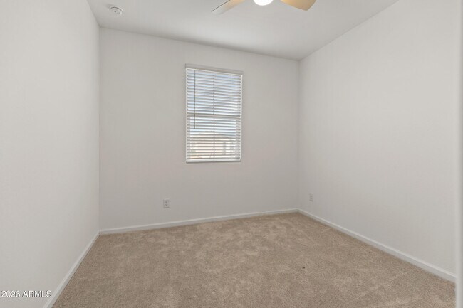 Building Photo - 3065 E Riding Boot Wy