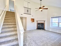 Building Photo - 109 Parkway Dr