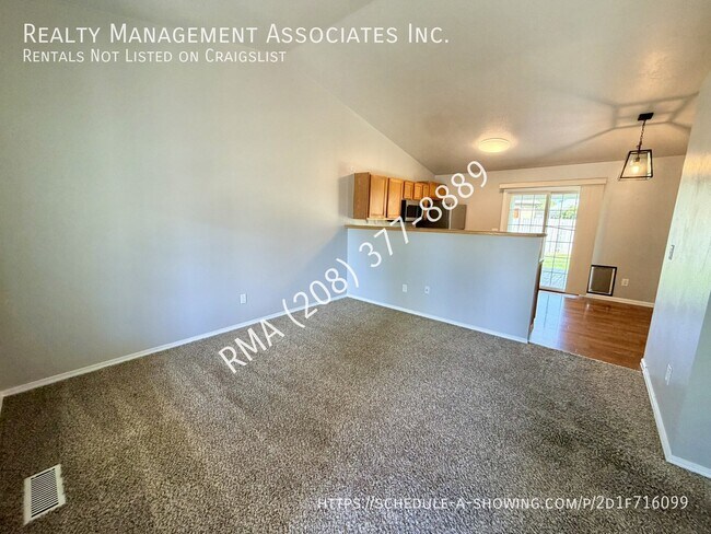 Building Photo - 1442 W Hayfield Ct