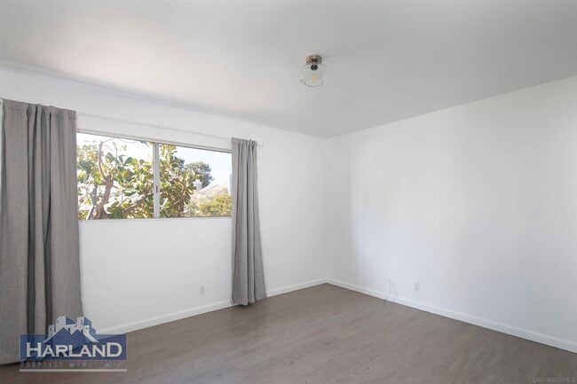 Building Photo - 721 Camino Del Mar