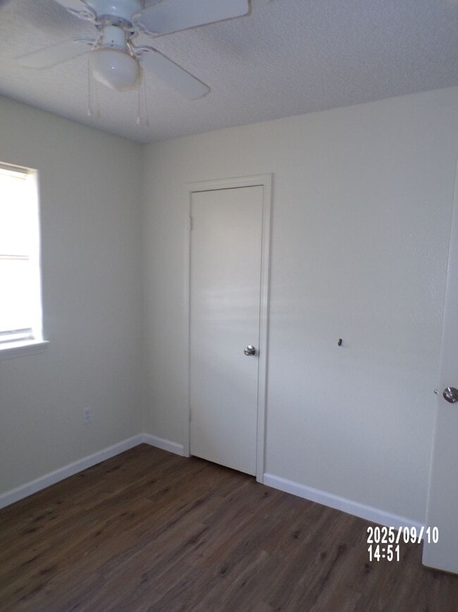 Building Photo - Great home close to Voch-tech, southwester...