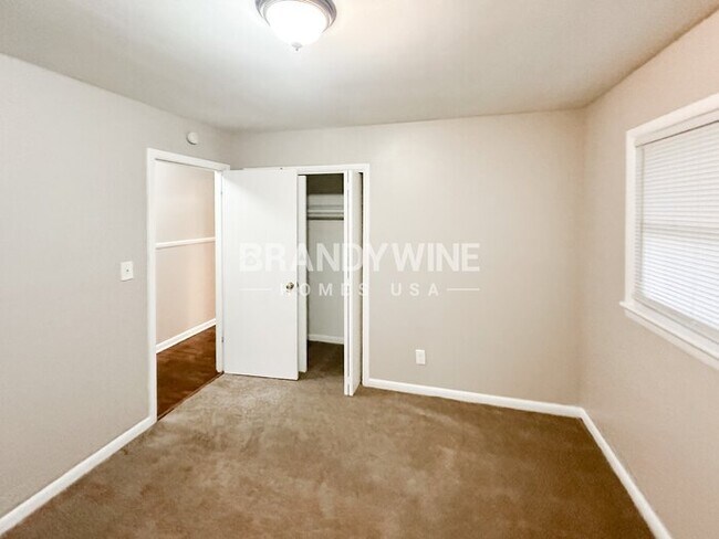 Building Photo - 2764 Scenic Terrace