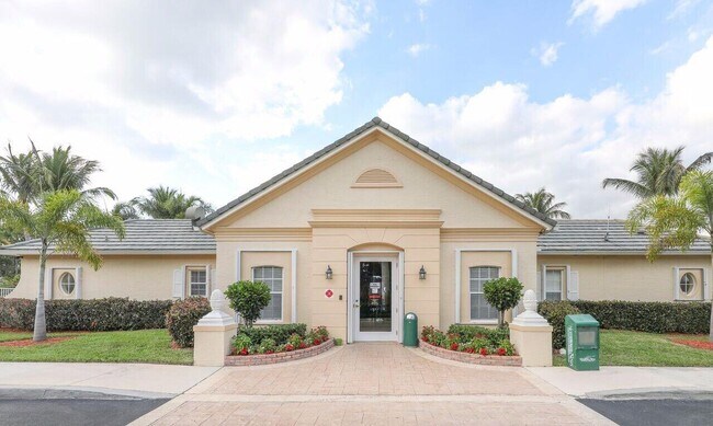 Building Photo - 544 SW Indian Key Dr