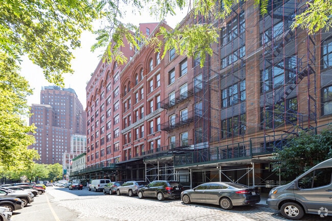 Building Photo - Sunette Tribeca Condominium