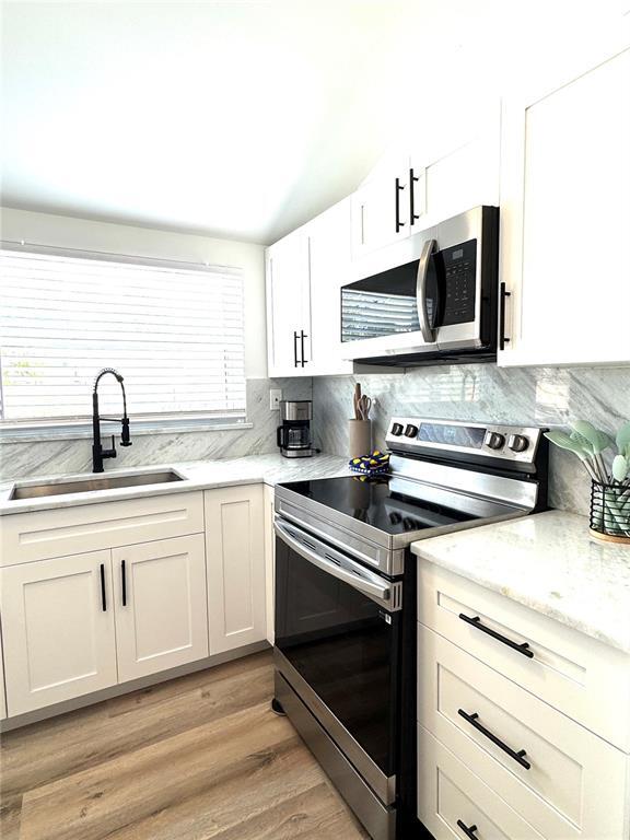 Building Photo - 6980 Poinsetta Ave