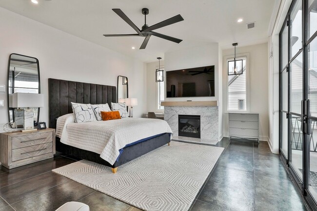 Building Photo - Modern Luxury Estate with Rooftop Deck in ...