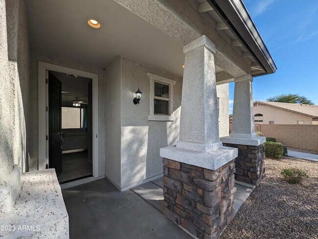 Building Photo - 1253 N 166th Ave