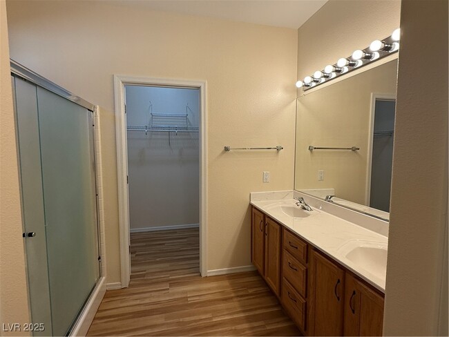 Building Photo - 534 Carmel Mesa Dr