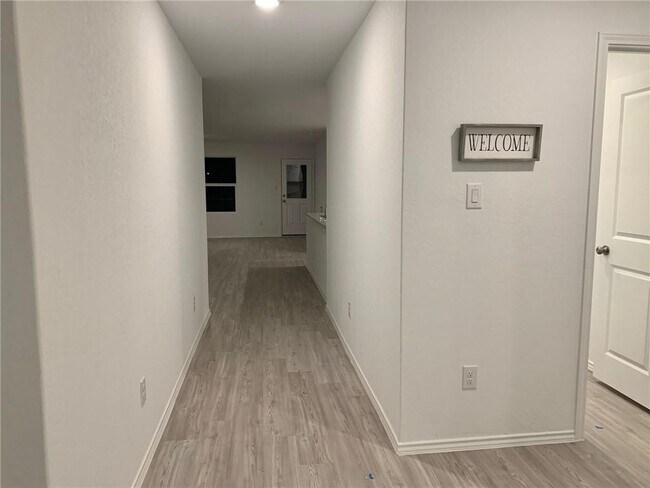 Building Photo - 2864 Rosefinch