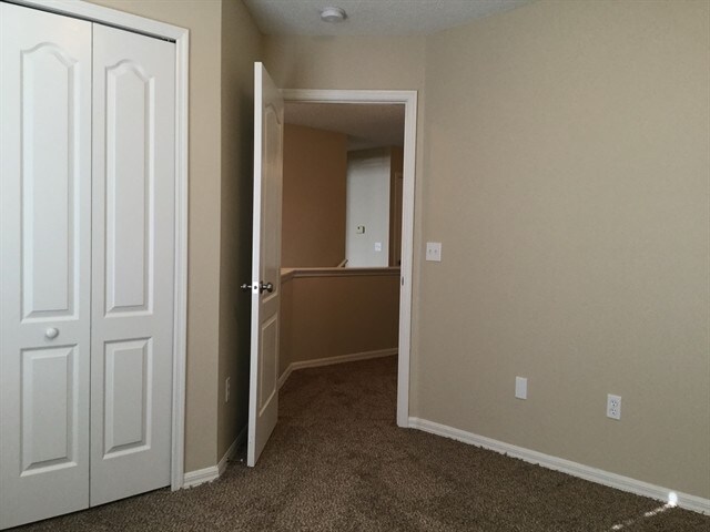 Building Photo - 932 Jade Forest Ave