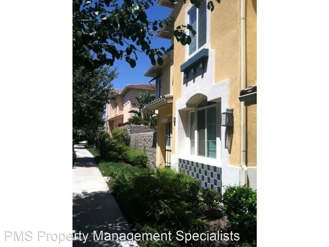 Building Photo - 3 br, 3 bath House - 4153 Laredo Ln #C