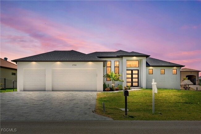 Primary Photo - 2702 Old Burnt Store Rd N