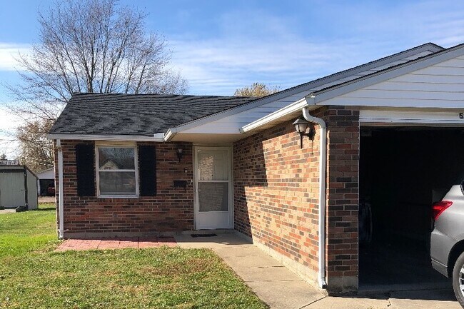 Main entry - 519 N Meridian St