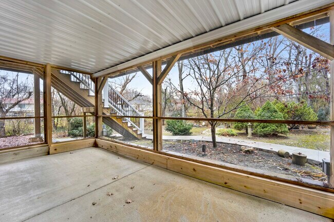Building Photo - 3134 Scenicwood Ln