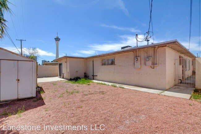 Building Photo - 2 br, 2.5 bath House - 1403 Rexford Place