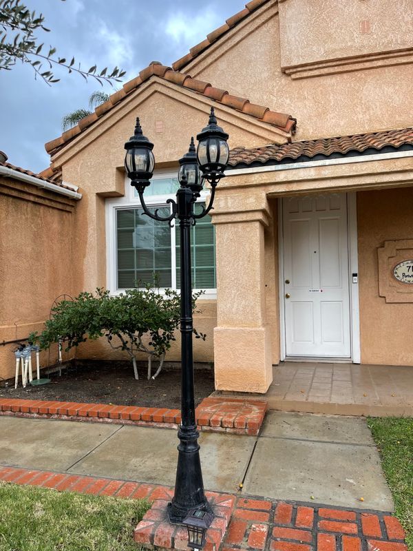 Building Photo - 717 Periwinkle Ln