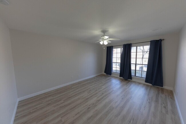 Building Photo - 4283 E Agave Rd