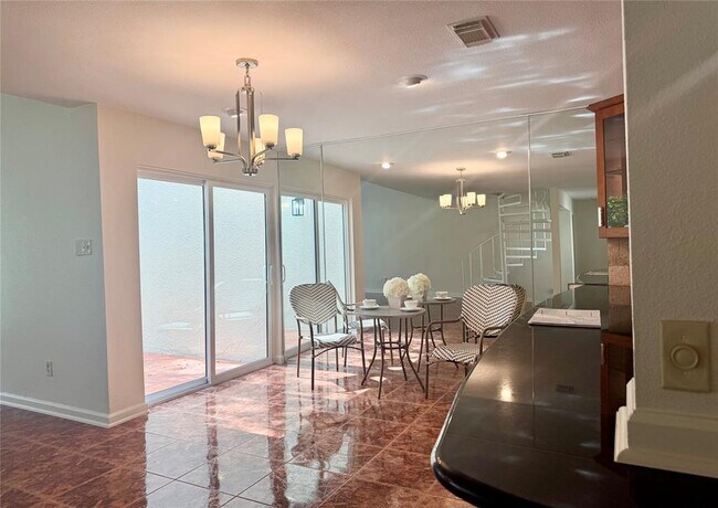 Building Photo - 20313B Sunny Shores Dr