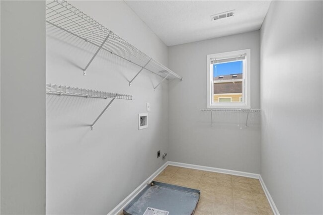 Building Photo - 3698 Roseman Landing