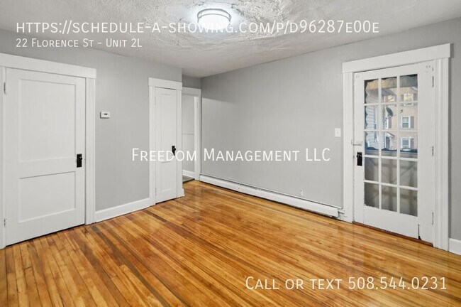 Building Photo - 22 Florence St