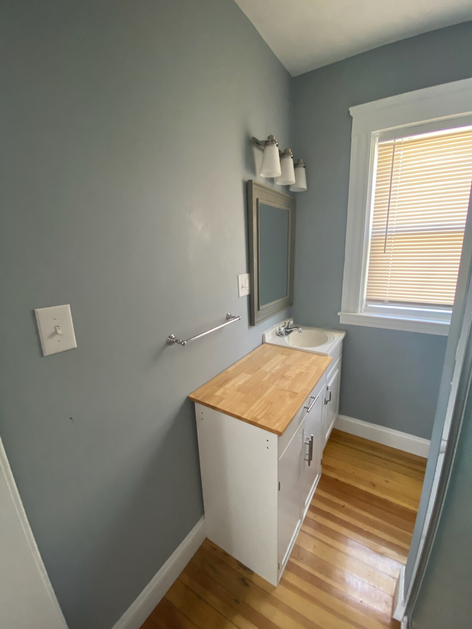 Building Photo - 80 Fort St