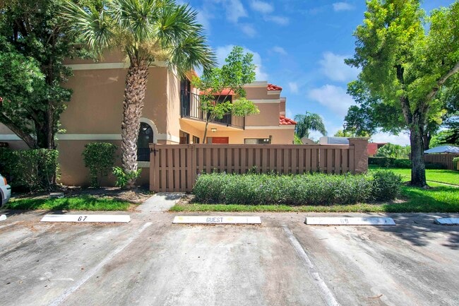 Building Photo - 8050 Severn Dr