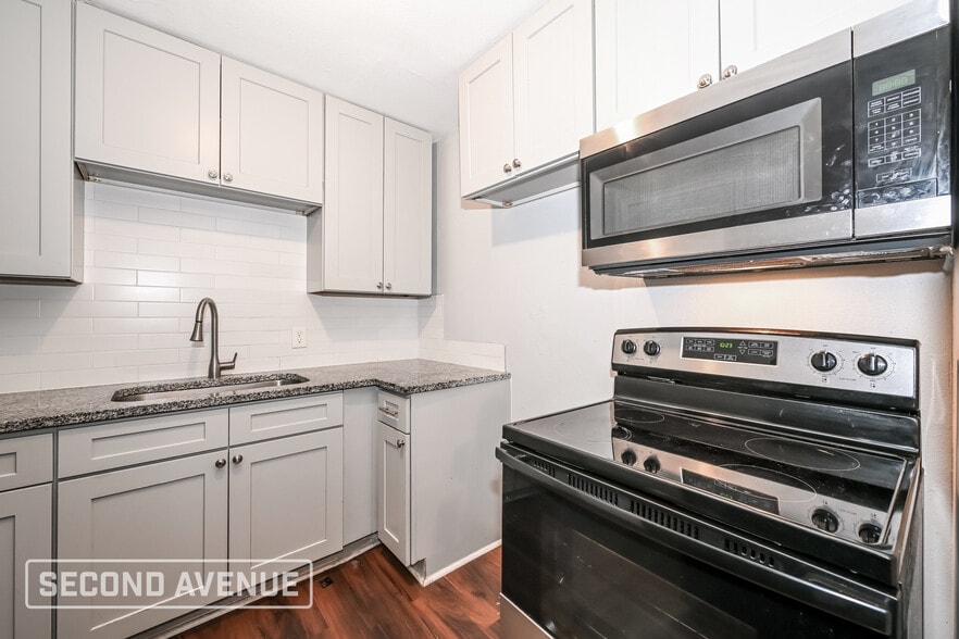 Building Photo - 3623 Abby Ln