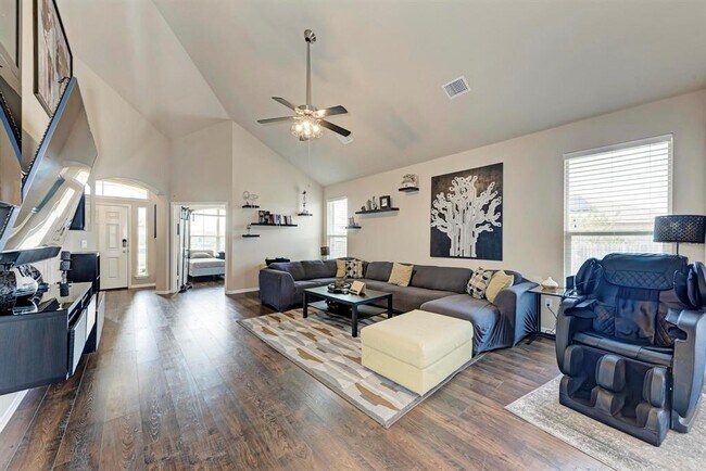 Building Photo - 1023 Palo Duro Loop