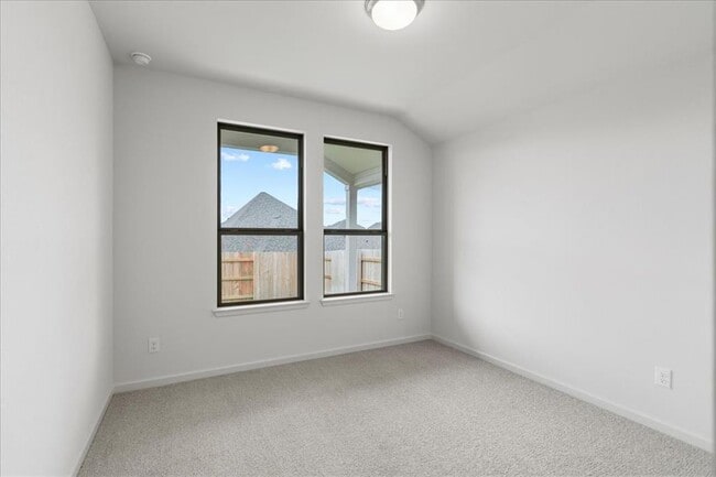 Building Photo - 154 Blackborrow Dr