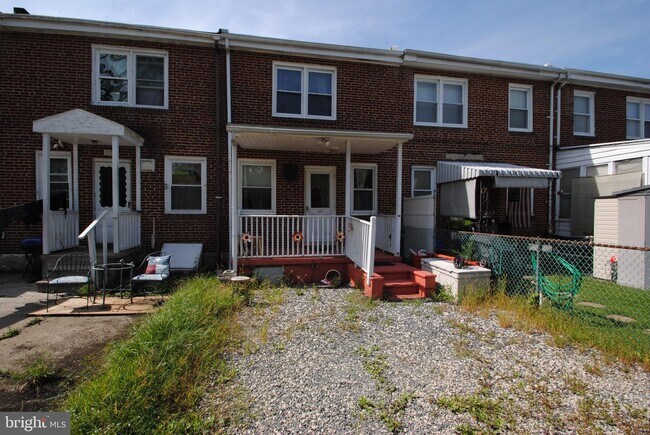 Building Photo - 119 Brown St