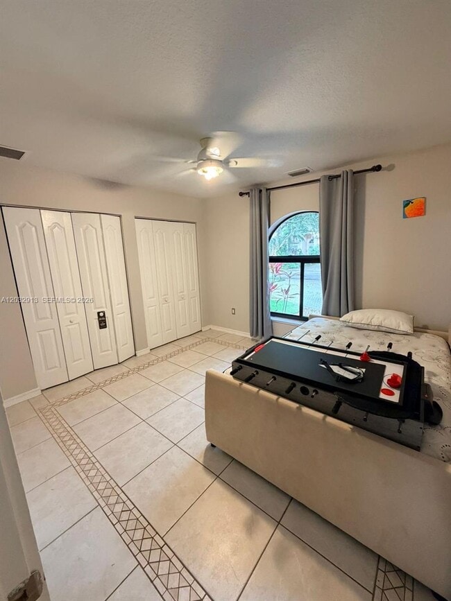 Building Photo - 4999 Chardonnay Dr
