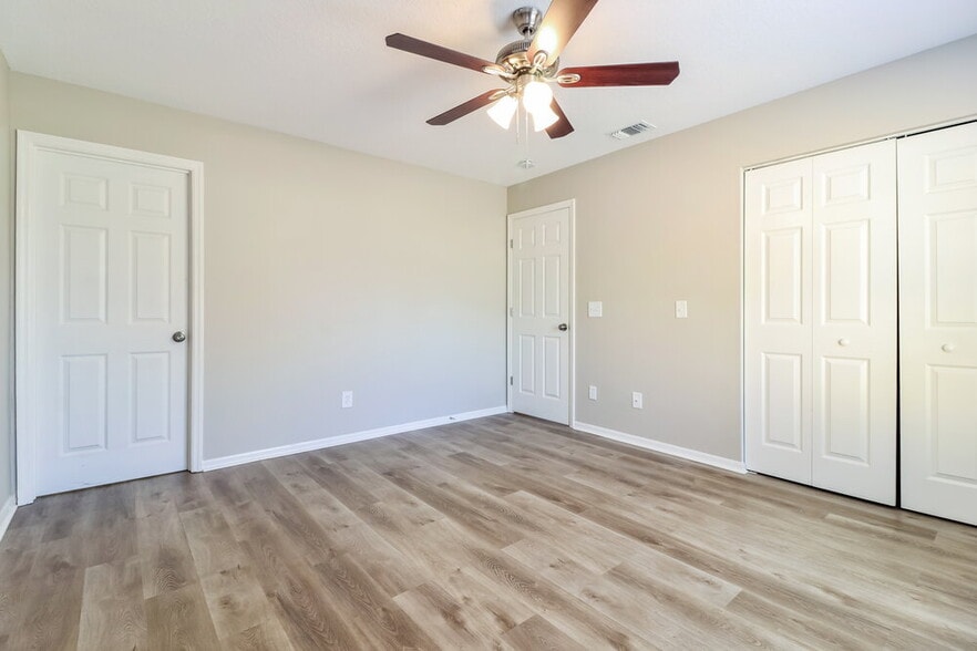 Building Photo - 3610 N 56th St