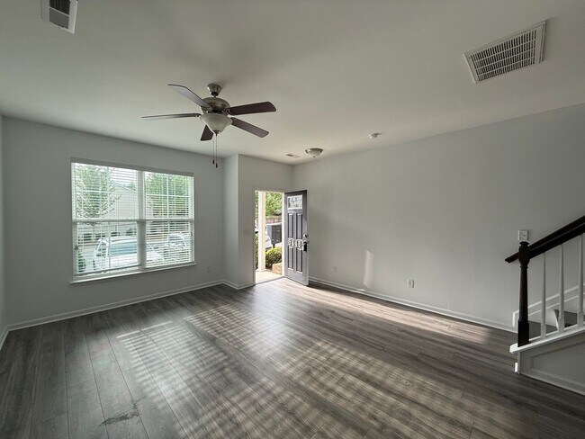 Building Photo - 5448 Farm House Trail