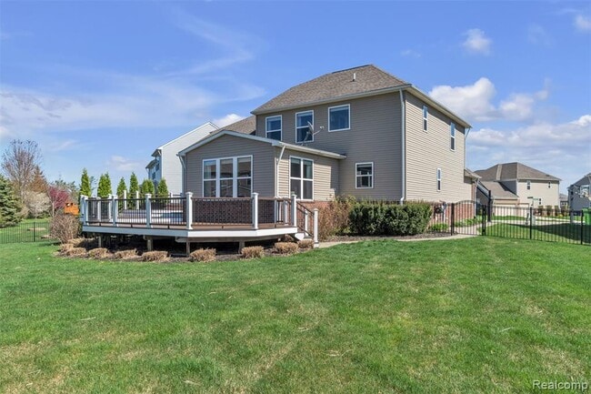Building Photo - 15745 Diamante Dr
