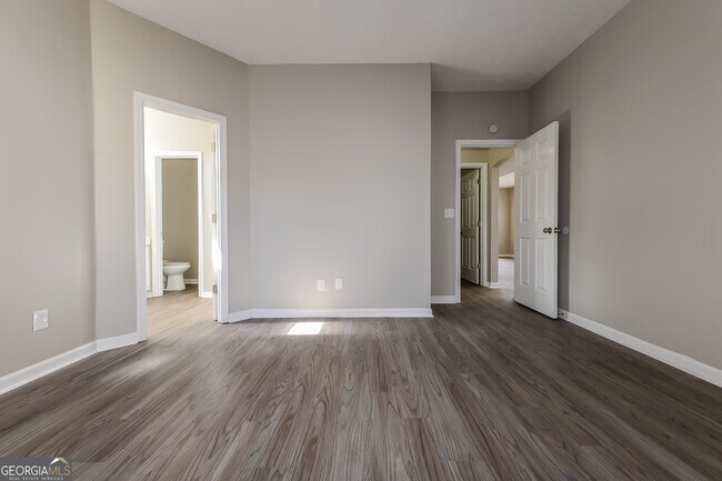 Building Photo - 1255 Lafayette Square