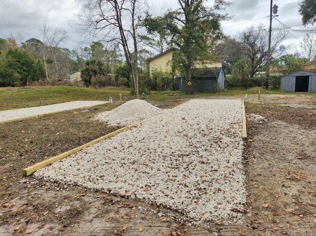 Building Photo - 1529 Moonflower St