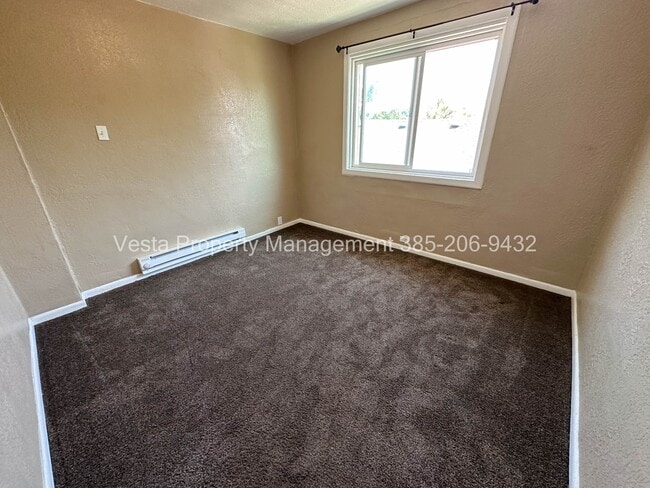 Building Photo - 2071 Jefferson Ave