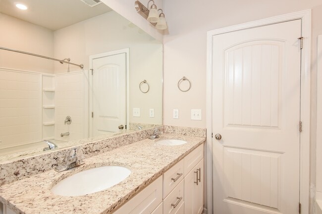 Building Photo - 243 Riley Cir