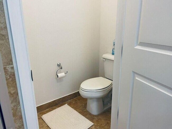 Building Photo - 1527 NW 48th Ln