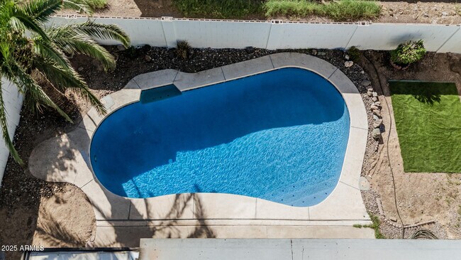 Building Photo - 10838 N 32nd Ln