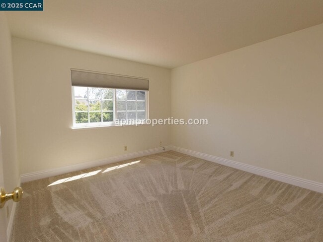 Building Photo - 235 St Christopher Dr