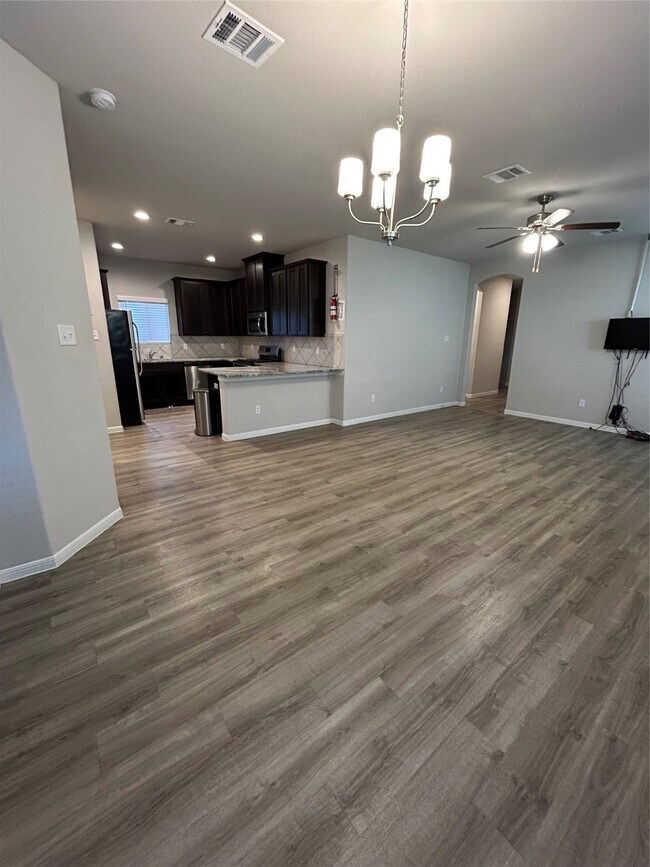 Building Photo - 6511 Wenlock Dr