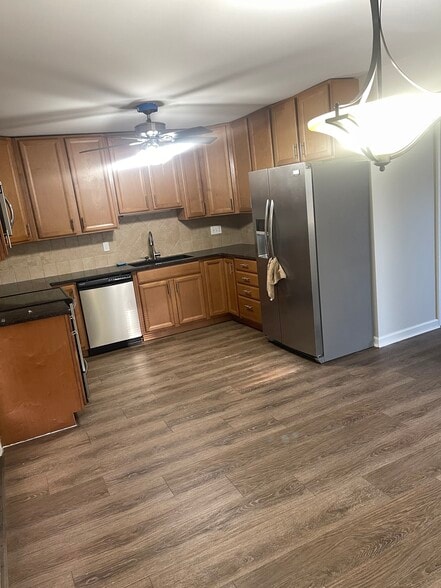 Building Photo - 1400 Harford Square Dr