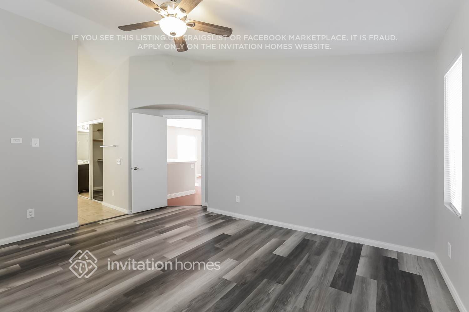 Building Photo - 904 Autumn Royal Ln