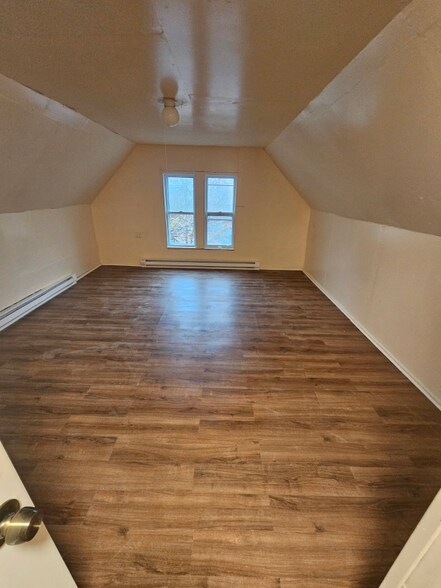 Building Photo - 2690 S 10th St