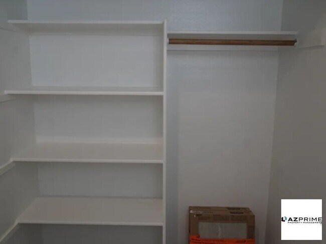 Building Photo - Nice Homes