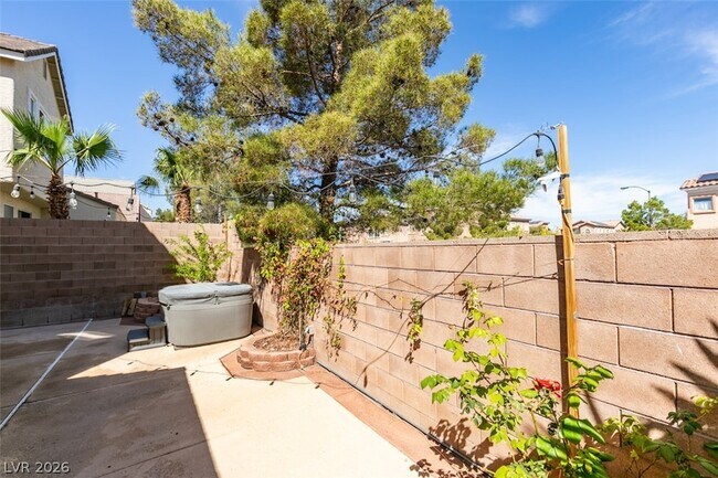 Building Photo - 5928 Attavilla Dr
