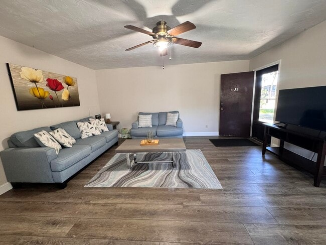 Building Photo - 3124 US-441