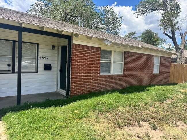 Building Photo - 2720 Duncan Dr