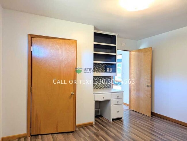 Building Photo - 1060 Richard Ave SW